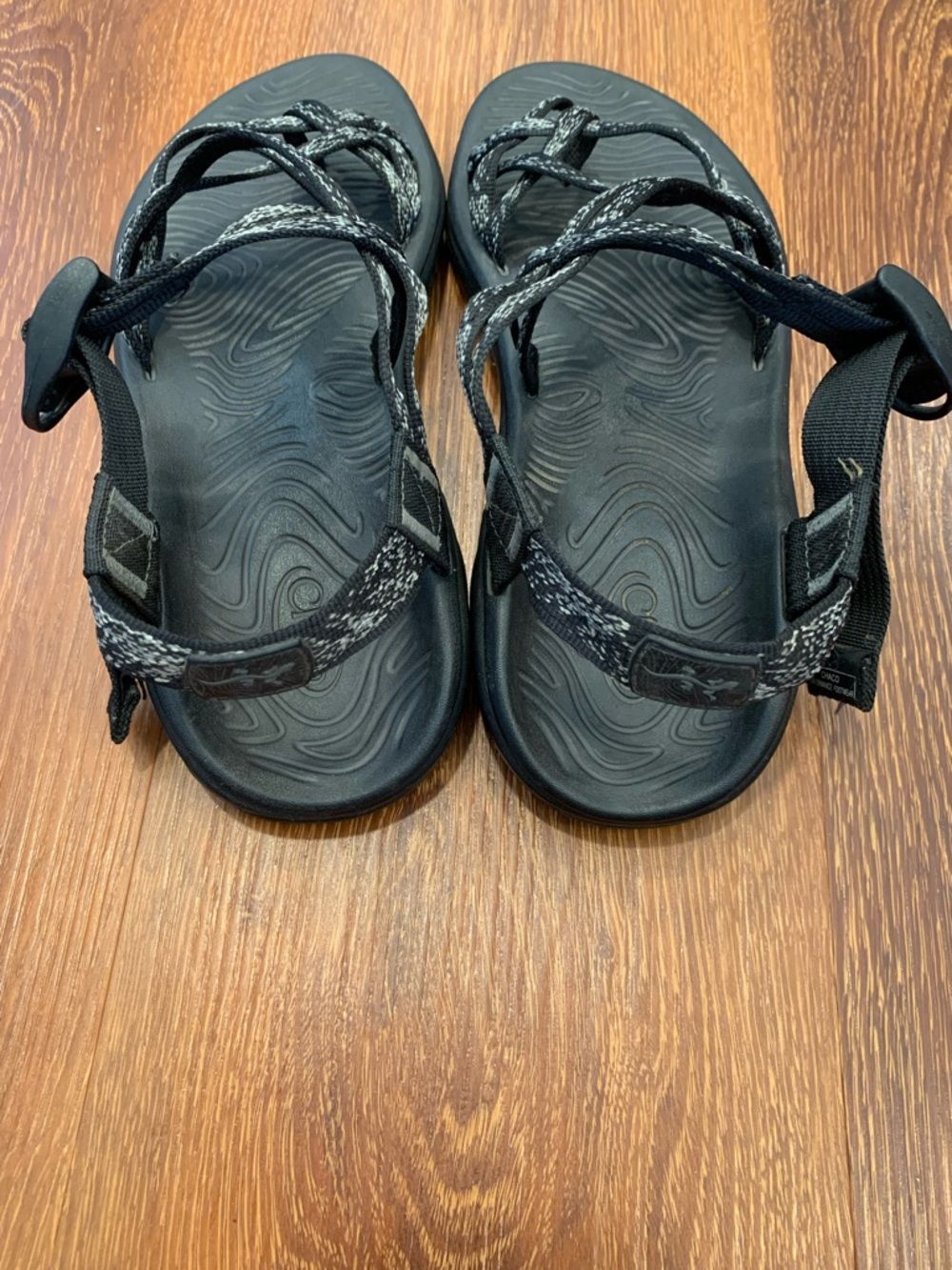 Chaco Z/Volv X2 Women’s 10W Strappy Sandals Black Gray Adjustable Outdoor Hiking - Picture 5 of 6